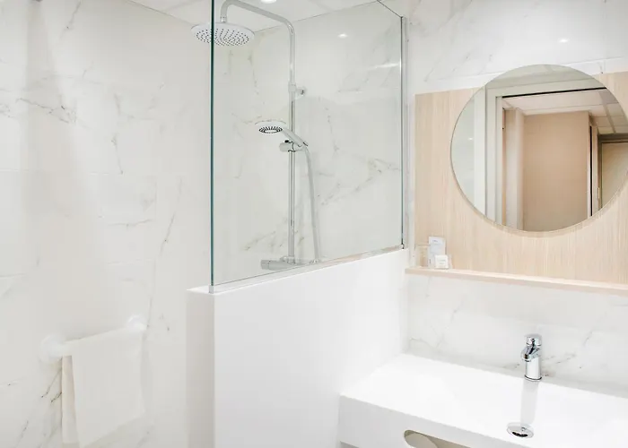 Saint Sauveur Szálloda