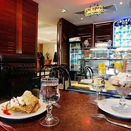 Saint Sauveur Hotel