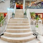 Saint Sauveur Otel 3*