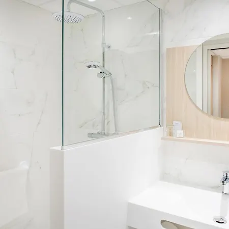 Saint Sauveur Hotell
