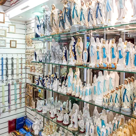 Saint Sauveur 호텔 3*