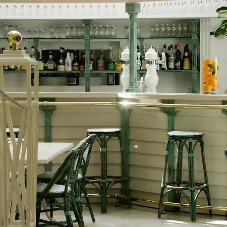 Hotell Saint Sauveur