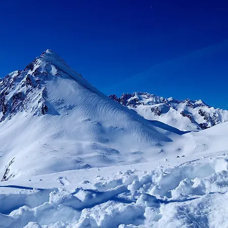 سانت سوفور فندق 3*