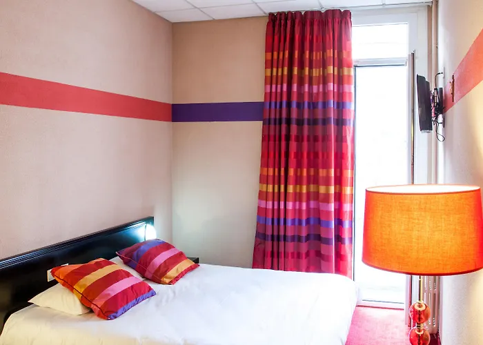 Saint Sauveur 3* Лурд